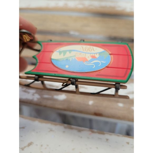 Hallmark old fashioned sled 1991 tournament holiday tree - Picture 6 of 7